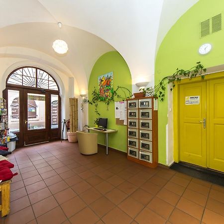 Hostel Mango Prague Exterior photo
